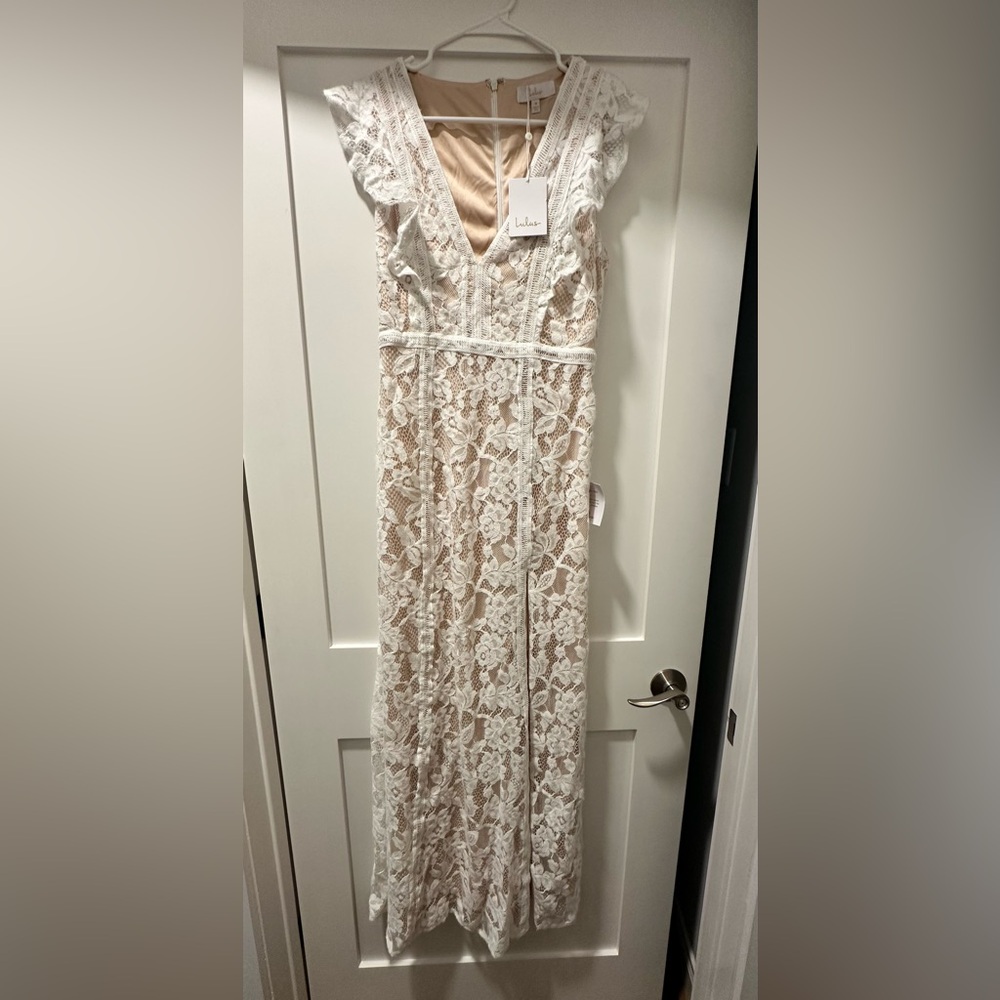 Lulu's This Moment in Time White Lace Ruffled Maxi Dress NWT Never Worn